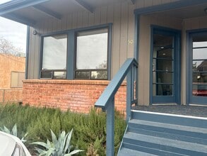 50 Stutz Bearcat Dr, Sedona, AZ à louer Photo intérieure- Image 2 de 11