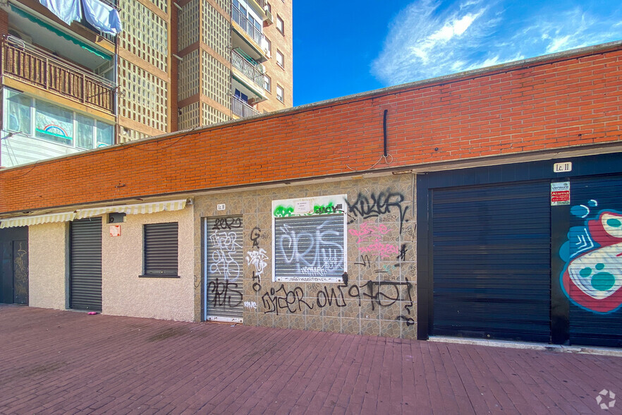 Plaza Santiago, 10, Humanes de Madrid, Madrid for lease - Building Photo - Image 2 of 2