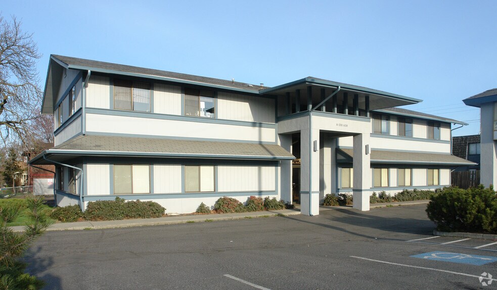 1201 N Ash St, Spokane, WA for sale - Primary Photo - Image 2 of 9