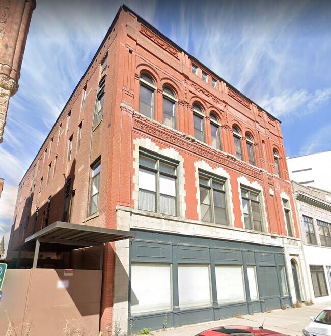 Plus de détails pour 41 Chenango St, Binghamton, NY - Multi-résidentiel à vendre