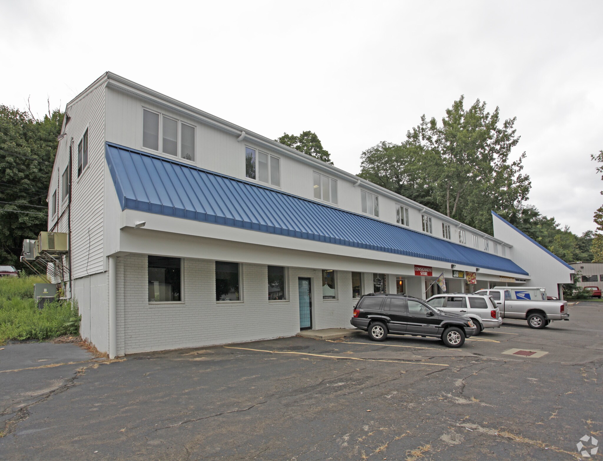 214 Amity Rd, Woodbridge, CT for lease Primary Photo- Image 1 of 14