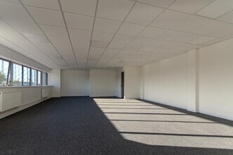 Factory Ln, Croydon for lease Interior Photo- Image 2 of 4