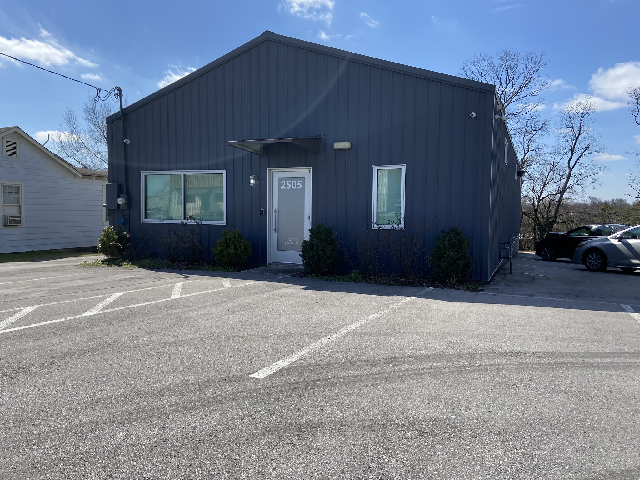 2505 Eugenia Ave, Nashville, TN for lease Primary Photo- Image 1 of 7