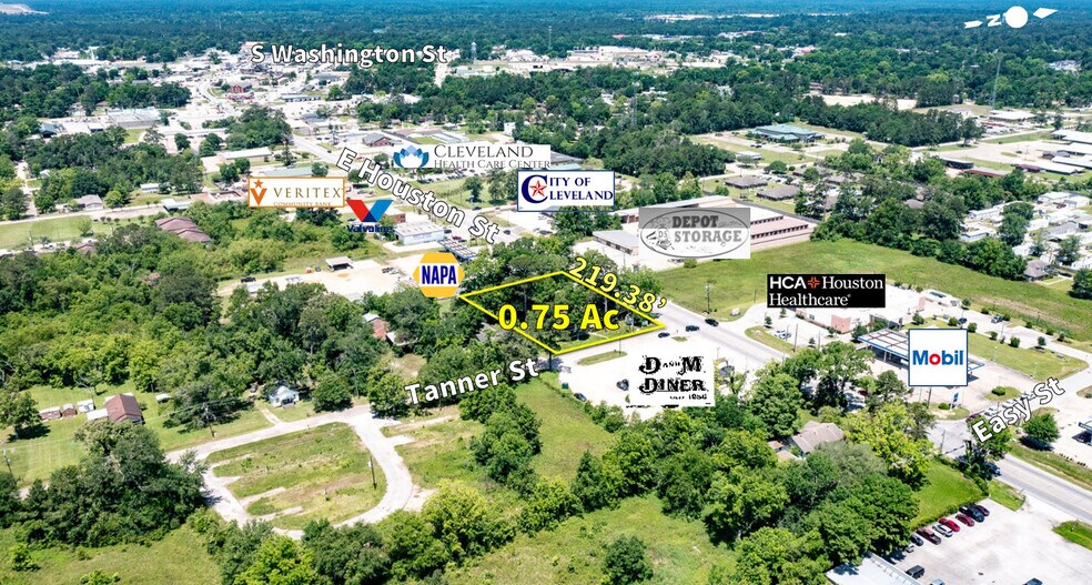 102 Tanner Ave, Cleveland, TX à vendre - Photo du bâtiment - Image 3 de 9