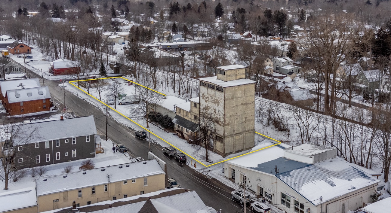 47 Elm St, East Aurora, NY for sale Building Photo- Image 1 of 25