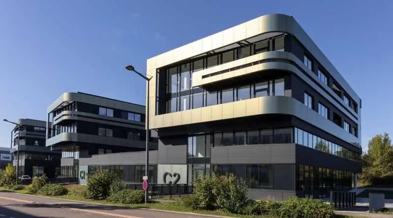 Bureau dans Limonest à vendre - Photo du bâtiment - Image 1 de 9