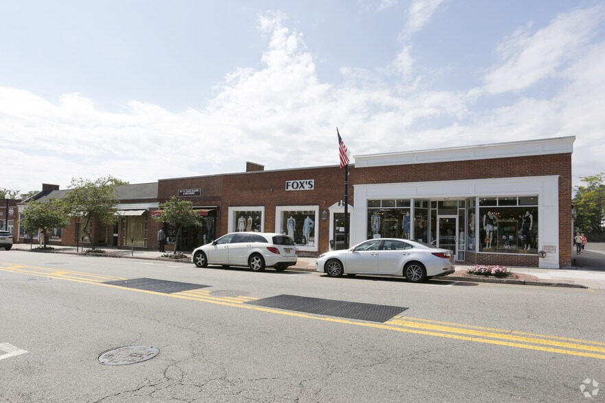 230-262 E Ridgewood Ave, Ridgewood, NJ à louer - Photo du bâtiment - Image 3 de 5