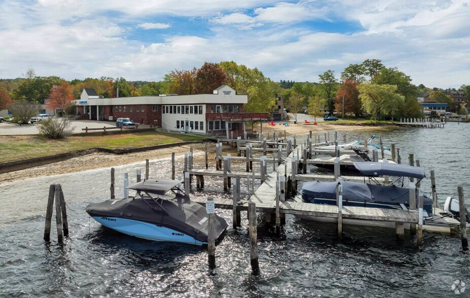 1266 Union Ave, Laconia, NH à vendre - Photo du bâtiment - Image 2 de 6