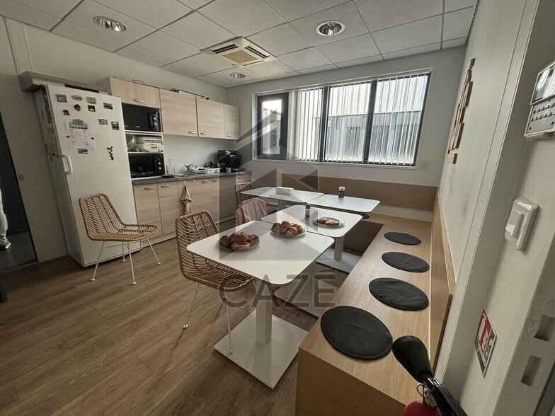 Bureau dans Mérignac à louer - Photo intérieure - Image 3 de 6