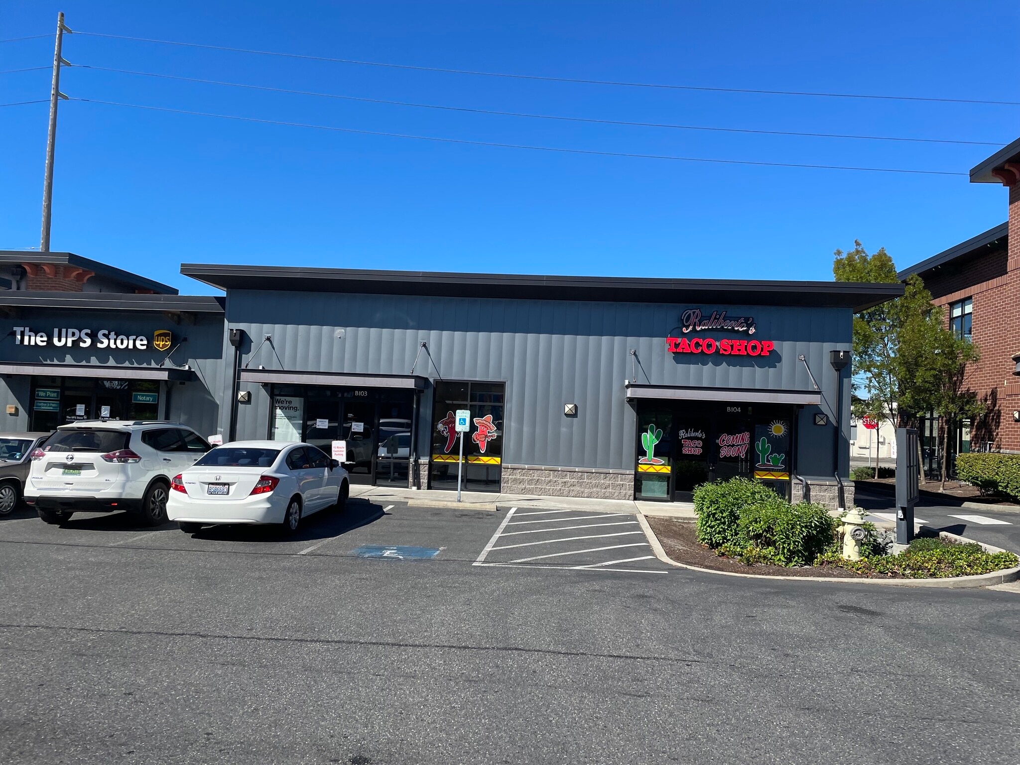 32650 State Route 20, Oak Harbor, WA à louer Photo du bâtiment- Image 1 de 2