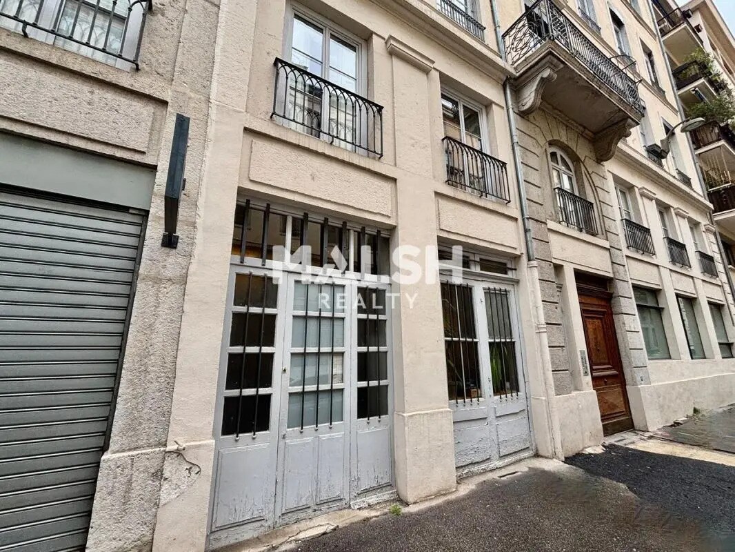 Office in Lyon for lease Building Photo- Image 1 of 8
