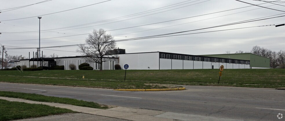 440 Northland Blvd, Forest Park, OH for lease - Building Photo - Image 2 of 30