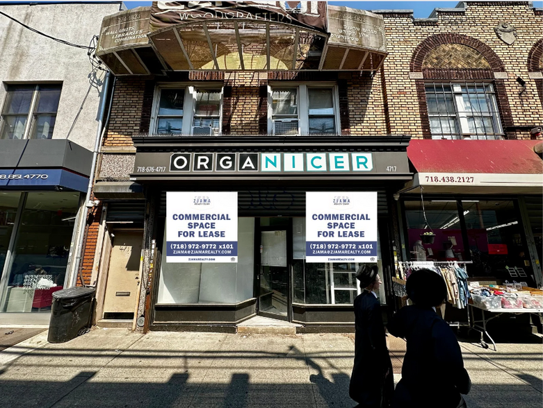 4717 New Utrecht Ave, Brooklyn, NY for lease - Building Photo - Image 1 of 5