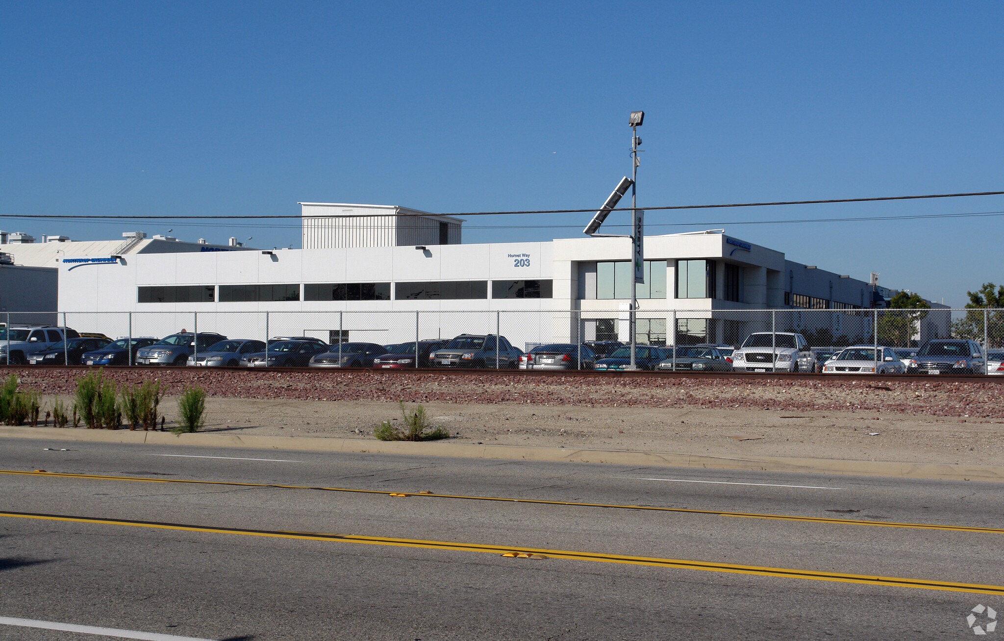 203 Hornet Way, El Segundo, CA for lease Building Photo- Image 1 of 7