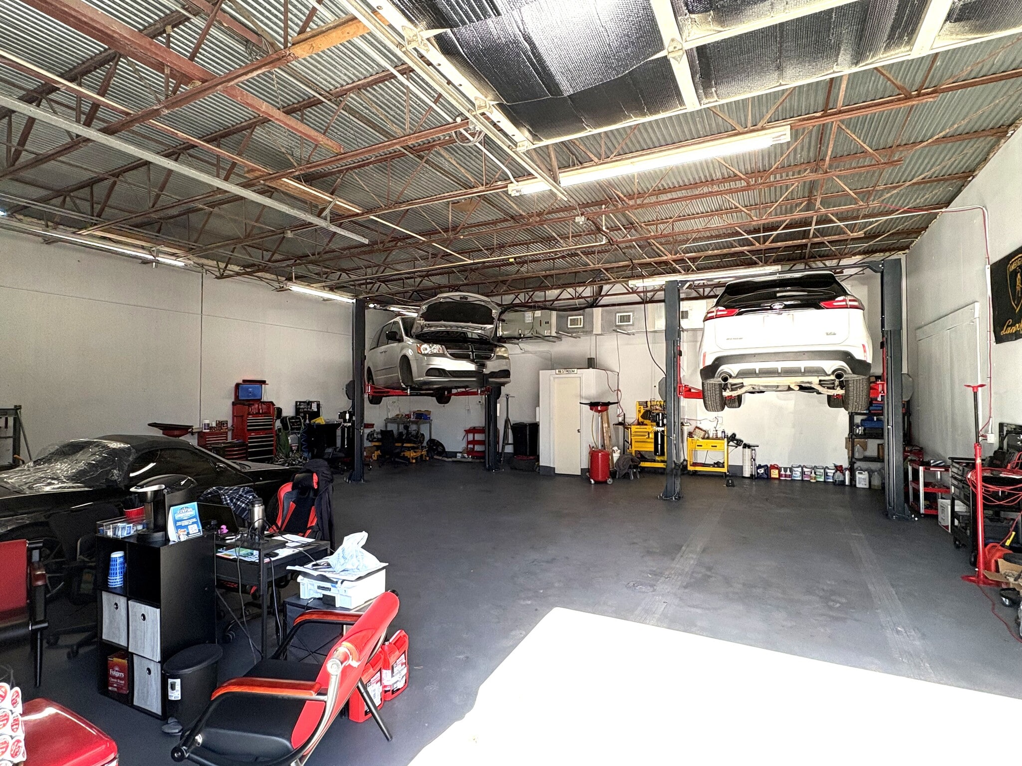 136 Industrial Dr, Boerne, TX for lease Interior Photo- Image 1 of 11