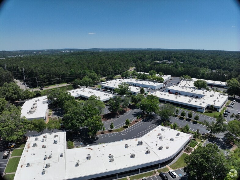1000 Holcomb Woods Pky, Roswell, GA for lease - Matterport Community - Image 2 of 15