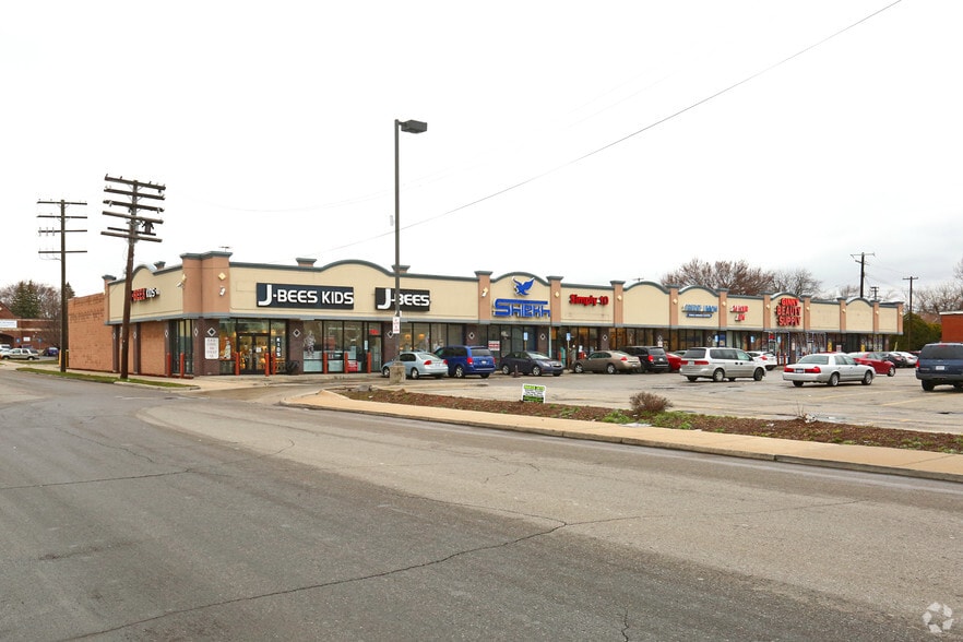 14111-14489 7 Mile Rd, Detroit, MI for lease - Primary Photo - Image 2 of 5