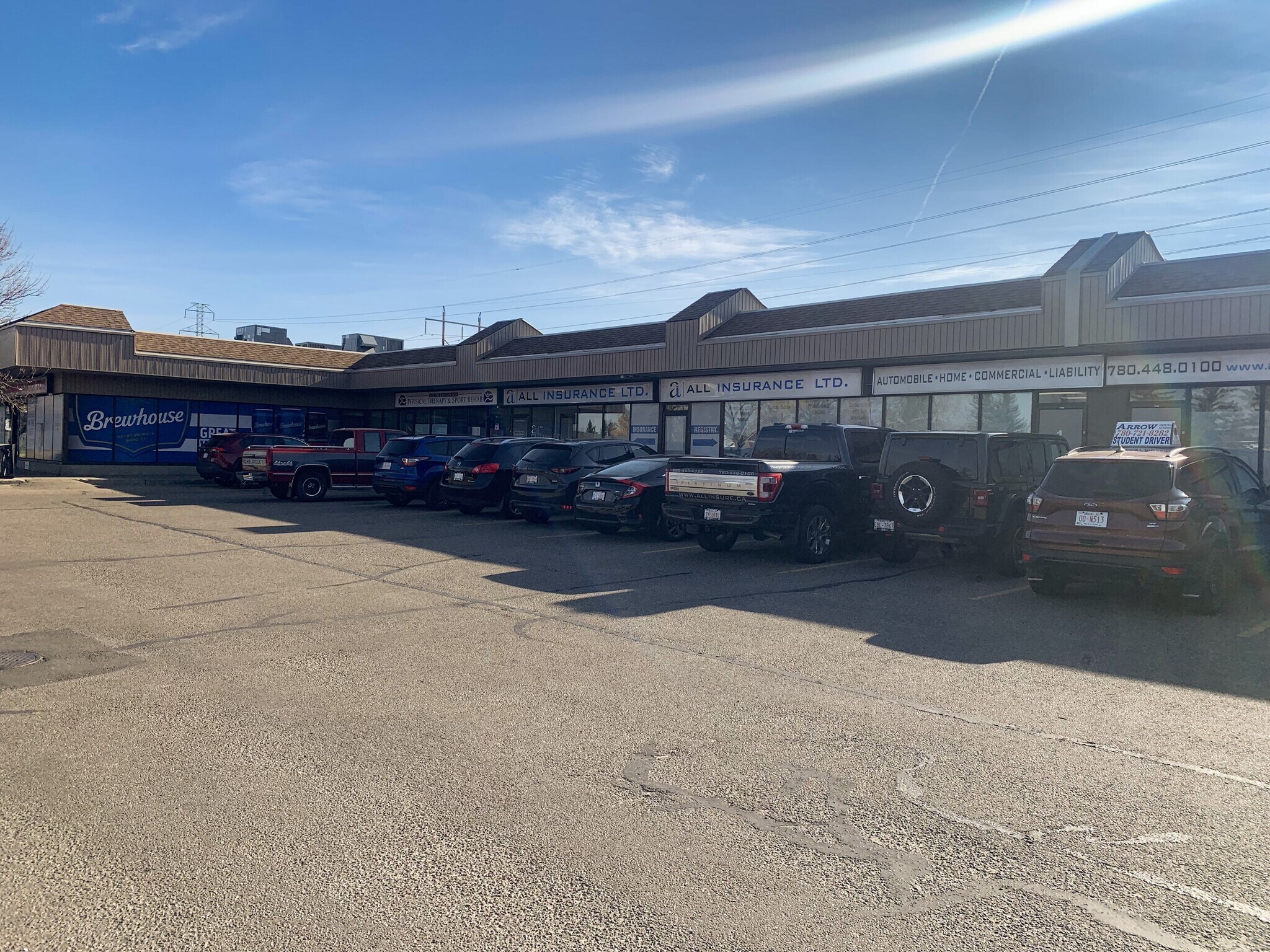 3016 106 St NW, Edmonton, AB à vendre Photo principale- Image 1 de 1