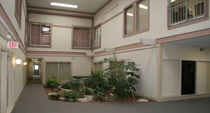 320 Brookes Dr, Hazelwood, MO à louer - Hall d’entrée - Image 2 de 10