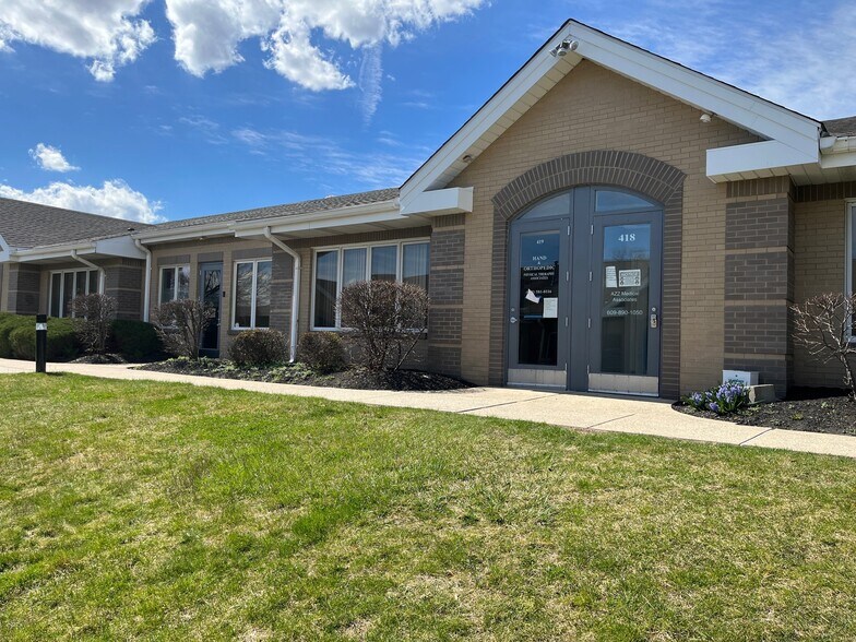 1245 Whitehorse Mercerville Rd, Hamilton, NJ à vendre - Photo du bâtiment - Image 2 de 9