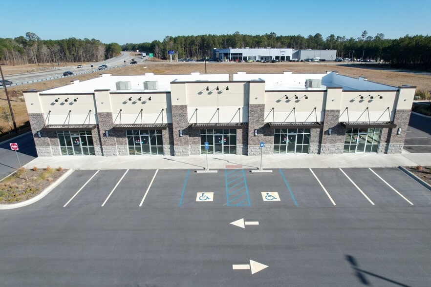 101 E Marketplace Way, Pooler, GA à louer - Photo du bâtiment - Image 3 de 7