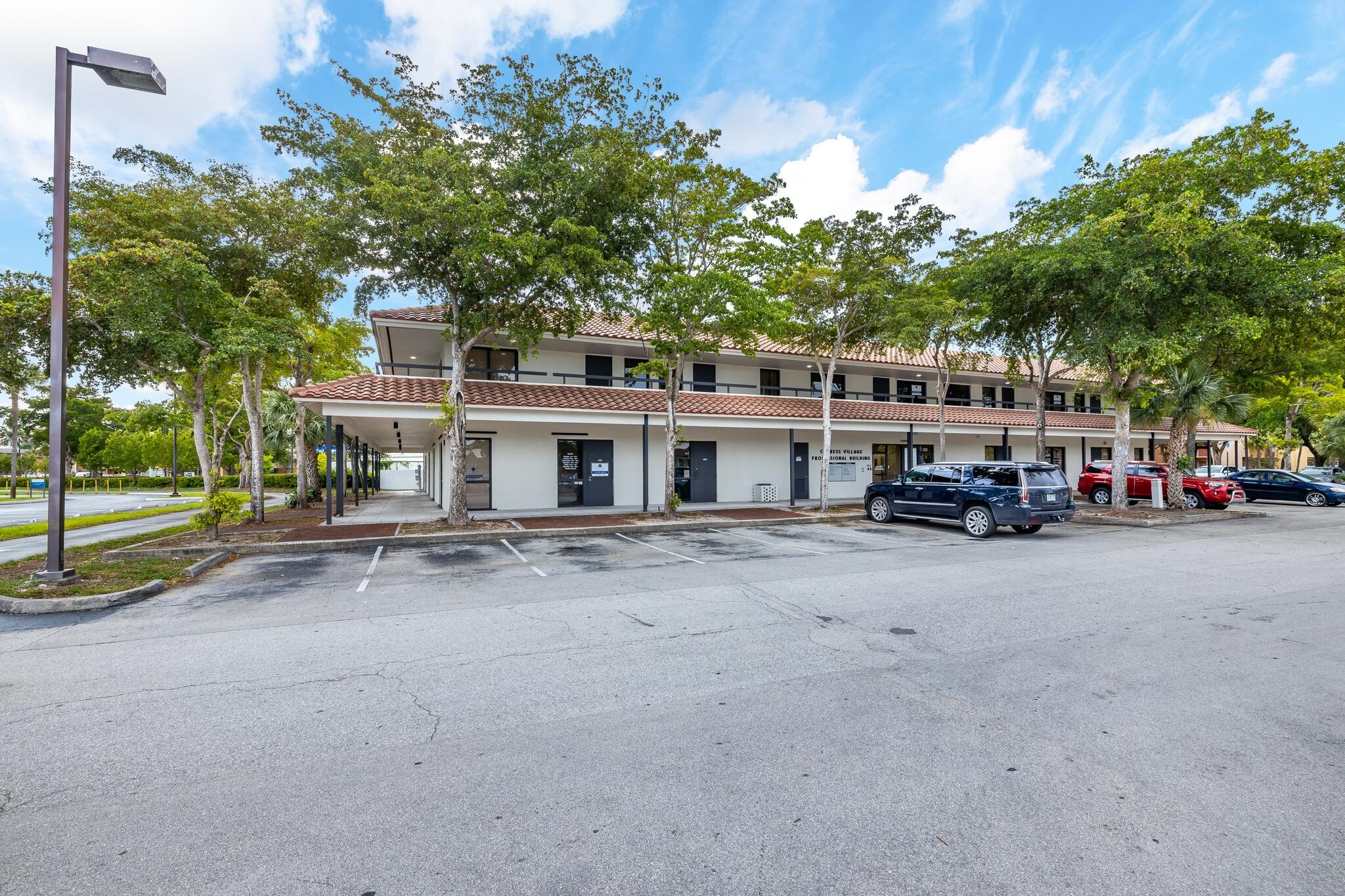 7480 Fairway Dr, Miami Lakes, FL for sale Building Photo- Image 1 of 1