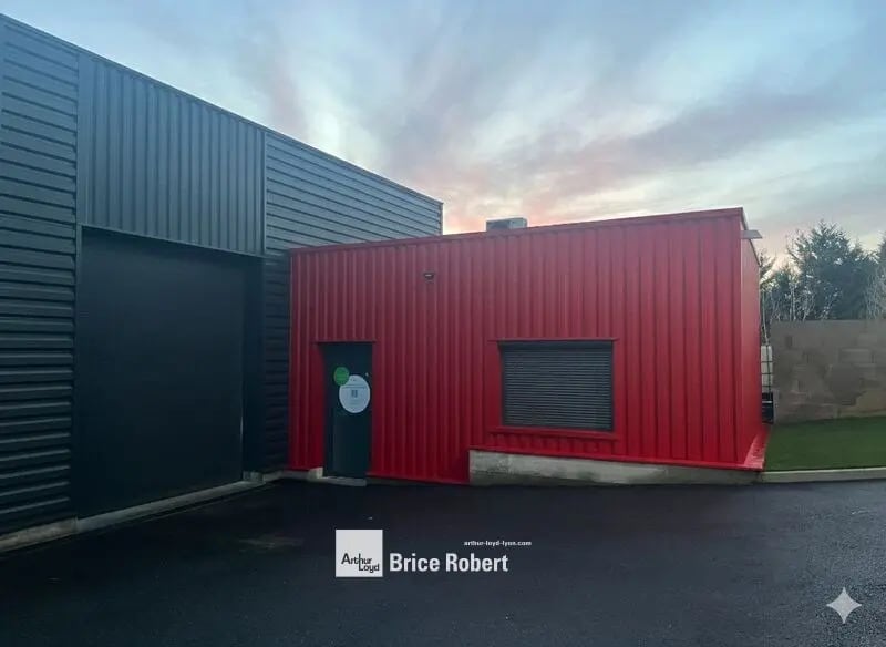 Office in Sainte-Consorce for lease Building Photo- Image 1 of 7