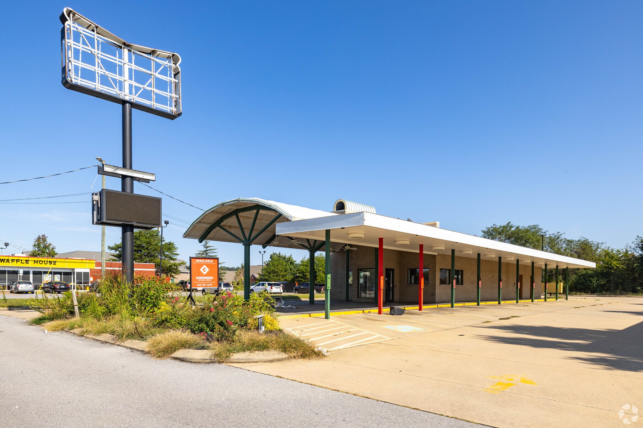 10642 Chapman Hwy, Seymour, TN for lease Primary Photo- Image 1 of 9