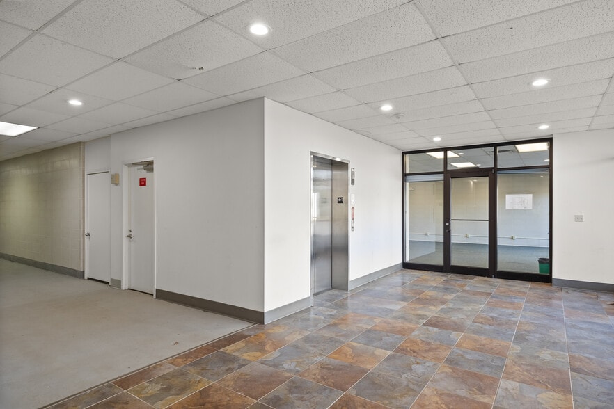 100 Tower Blvd, Elma, WA for lease - Interior Photo - Image 3 of 8