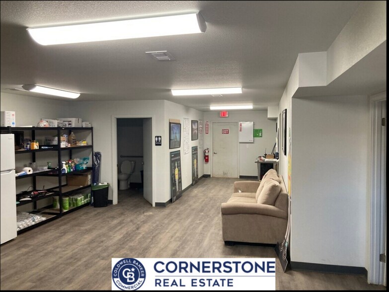 901 N Foster Rd, Casper, WY à louer - Photo du bâtiment - Image 2 de 14