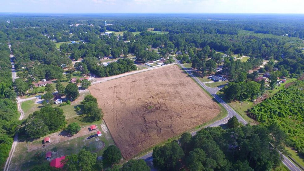 785 W 2nd St, Garland, NC à vendre - Photo du bâtiment - Image 1 de 1