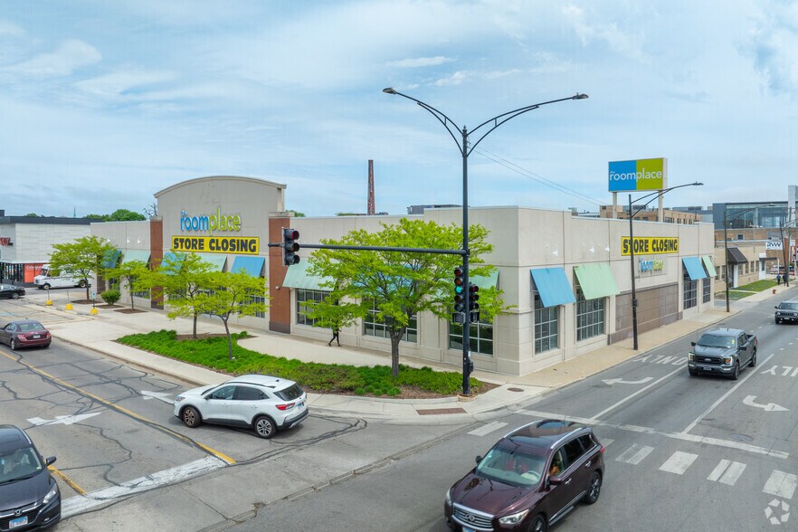 2575 N Elston Ave, Chicago, IL à louer - Photo du bâtiment - Image 2 de 4