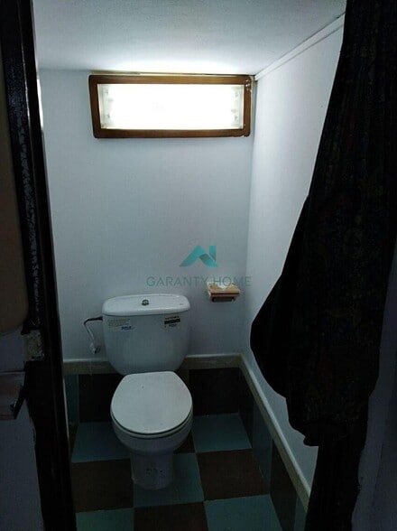 Retail in Laredo, Cantabria for sale - Interior Photo - Image 3 of 5