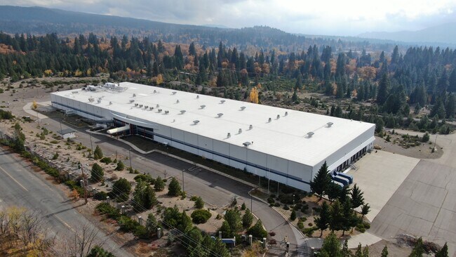 Plus de détails pour 210 Ski Village Dr, Mount Shasta, CA - Industriel à vendre