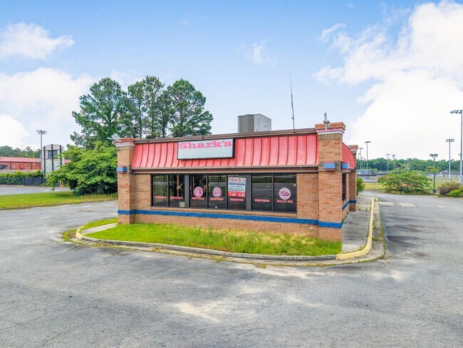 Plus de détails pour 6121 Oak St, Eastman, GA - Commerce de détail à vendre