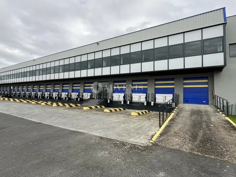 Industrial in Fosses for lease Building Photo- Image 1 of 11