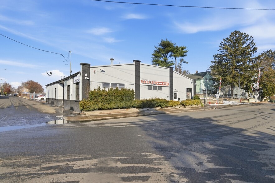59 W Church St, Spring Valley, NY for sale - Primary Photo - Image 1 of 30