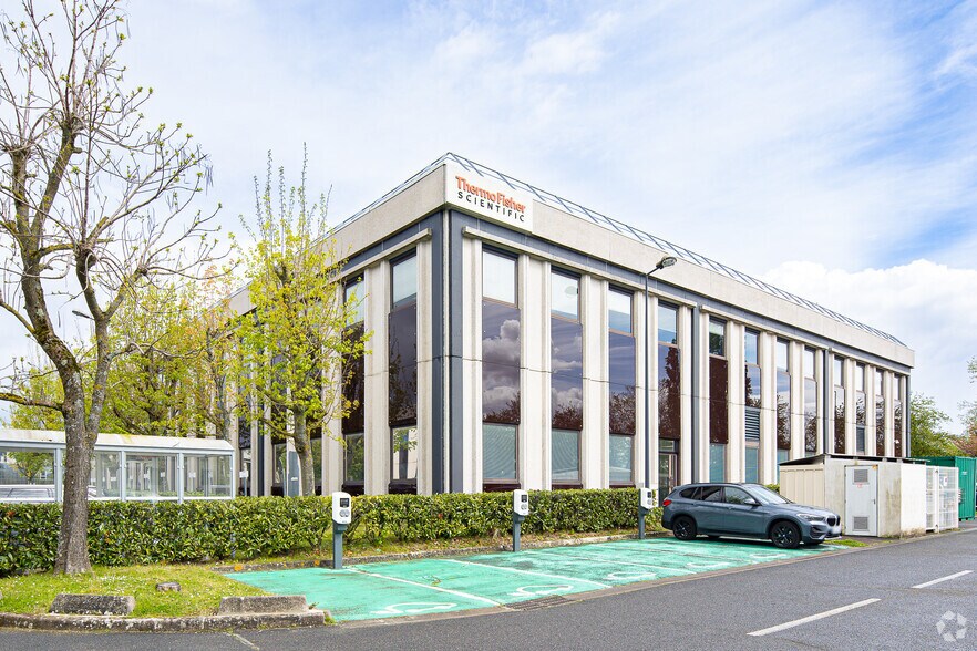 16 Avenue Du Québec, Villebon-sur-Yvette à louer - Photo du bâtiment - Image 2 de 2