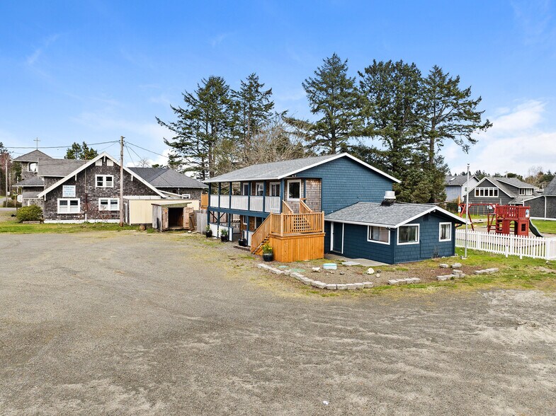 1201 Bay Ave, Ocean Park, WA à vendre - Photo du b timent - Image 3 de 47