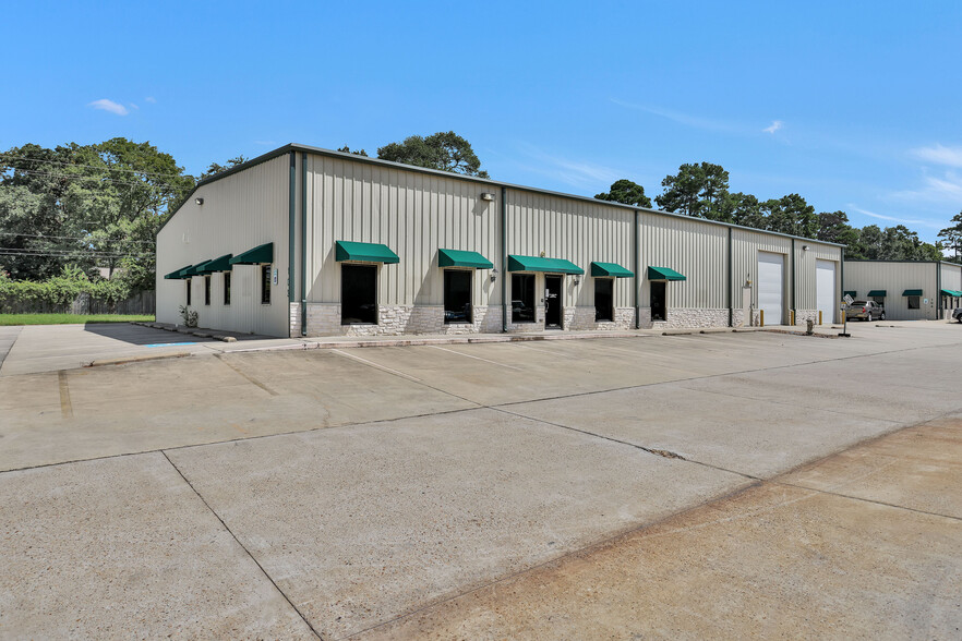 2418 N Frazier St, Conroe, TX for lease - Building Photo - Image 1 of 39