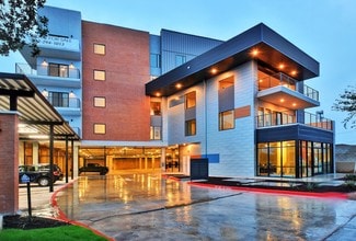 More details for 6444 Burnet Rd, Austin, TX - Multifamily for Sale