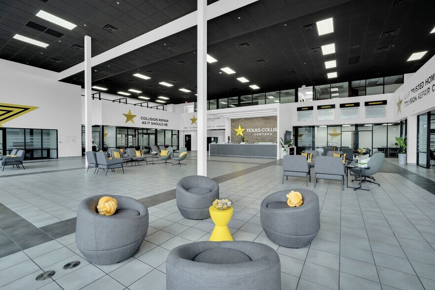 1001 Preston Rd, Plano, TX à louer - Photo intérieure - Image 2 de 7