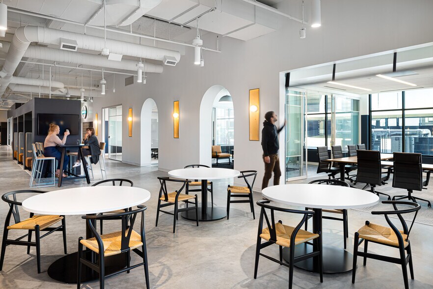 1115 Howell Mill Rd NW, Atlanta, GA à louer - Photo intérieure - Image 3 de 14