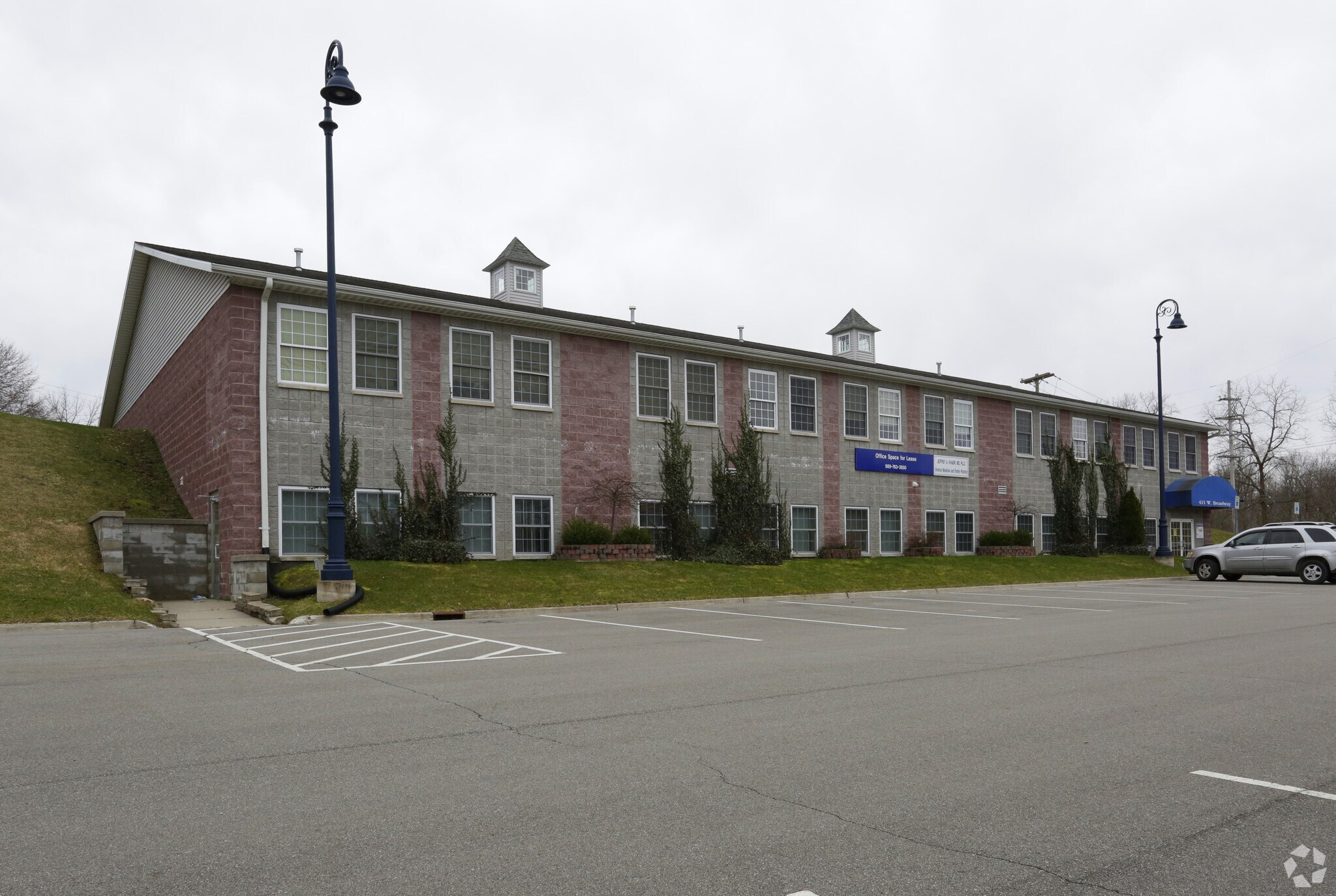 411 W Broadway St, Mount Pleasant, MI à vendre Photo principale- Image 1 de 3