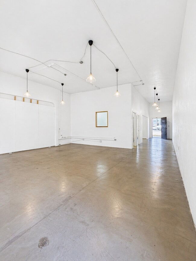 More details for 4568 W Adams Blvd, Los Angeles, CA - Office/Retail for Lease