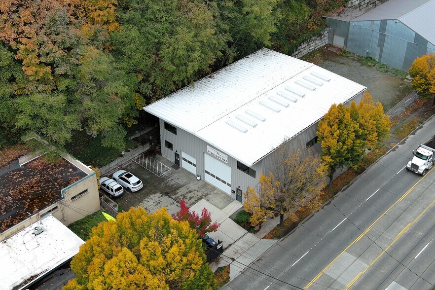 4745 W Marginal Way SW, Seattle, WA à vendre - Photo principale - Image 2 de 10