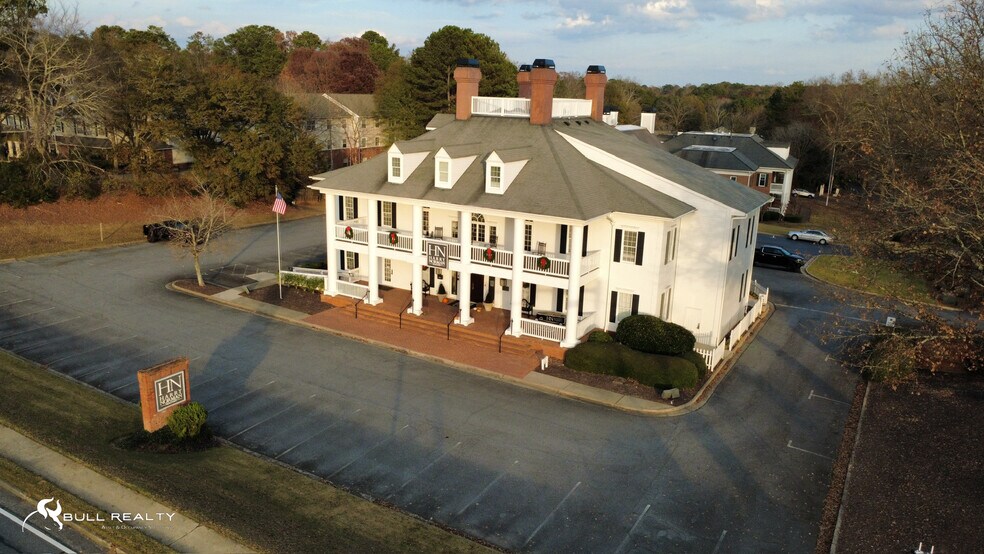 4651 Olde Towne Pky, Marietta, GA à louer - Photo du bâtiment - Image 3 de 66