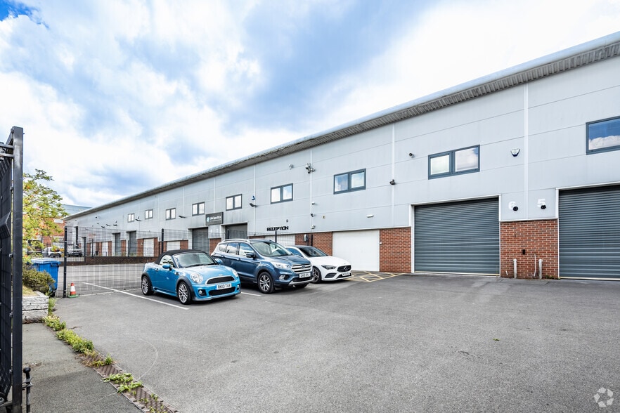 Varley St, Manchester for lease - Building Photo - Image 2 of 20