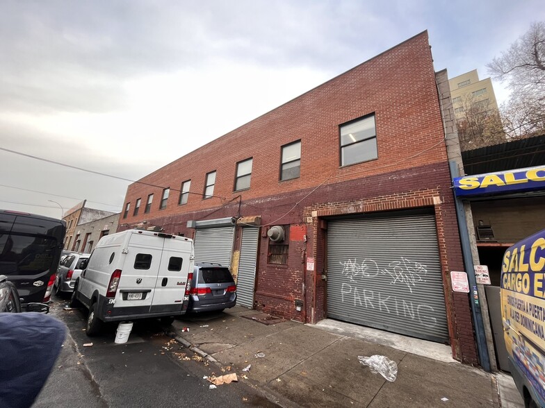 1431 Cromwell Ave, Bronx, NY for lease - Building Photo - Image 2 of 26