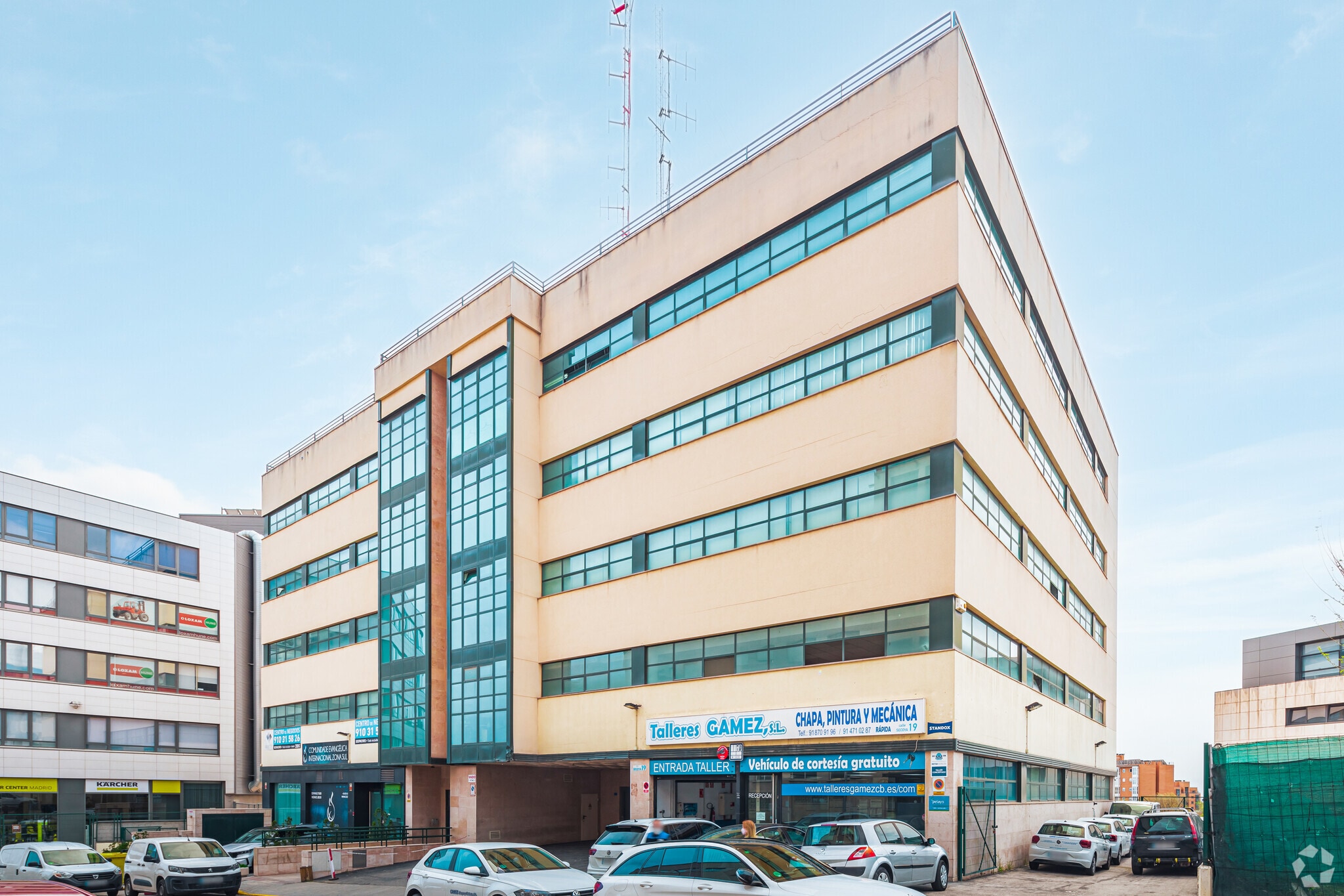 Calle Secoya, 19, Madrid, Madrid for lease Primary Photo- Image 1 of 4